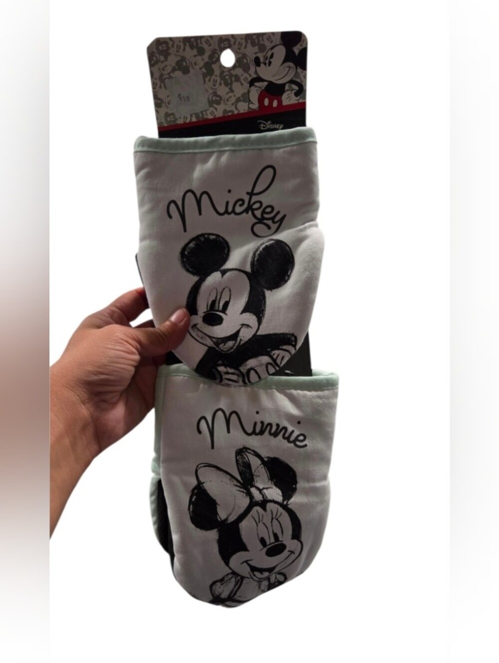 Disney Minnie and Mickey Mouse Sketch Oven Mitts